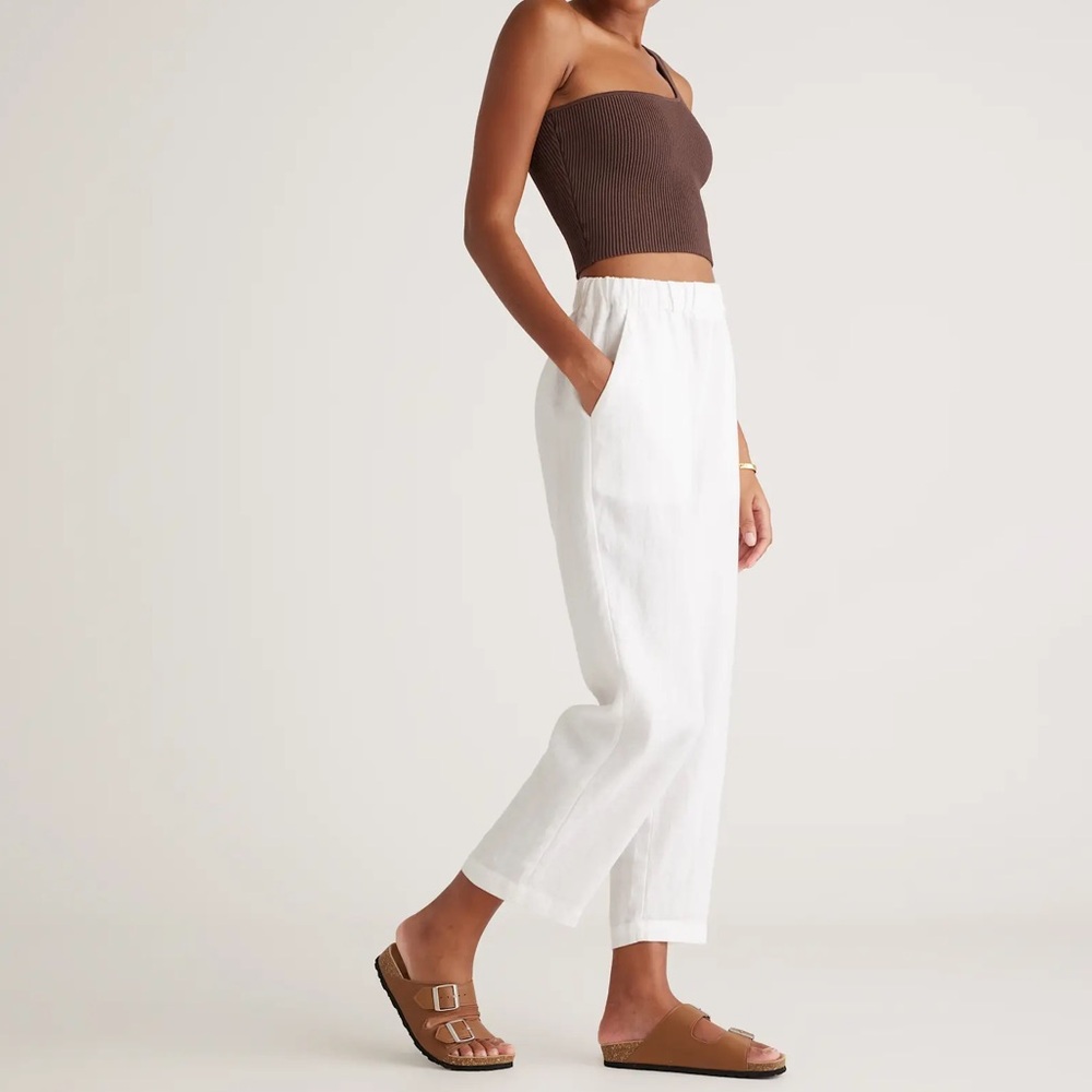 !!!!! SOLD !!!!!! Pants Women's Small White Soft Cropped Pockets Tapered